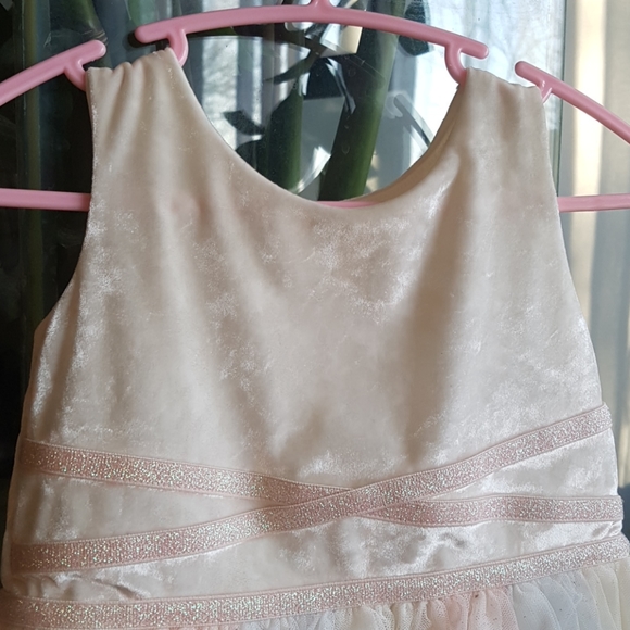 Sleeveless ballerina dress - Picture 2 of 6